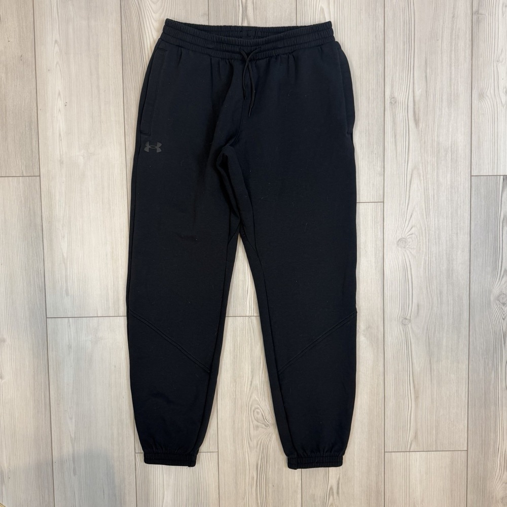 Under Armour Mens Medium Fleece Lined Jogger Sweatpants Black Loose Fit #1389479